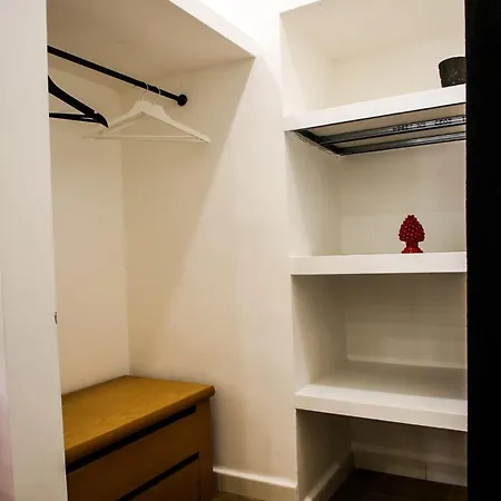 Scillo House Apartment