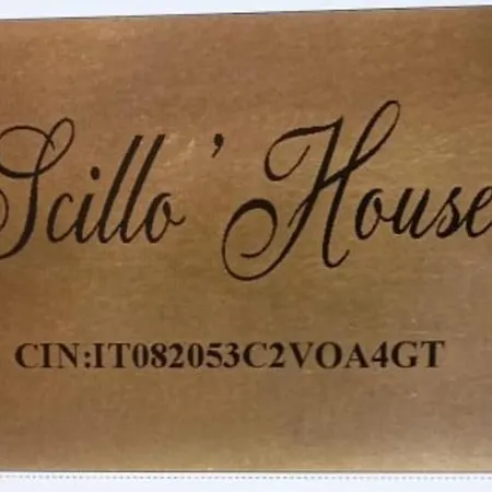 Apartment Scillo House *