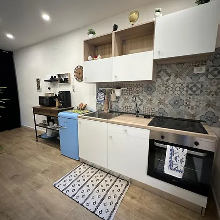 Apartment Scillo House *