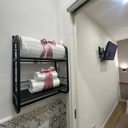 Apartament Scillo House *