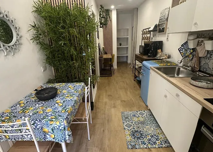 Apartment Scillo House