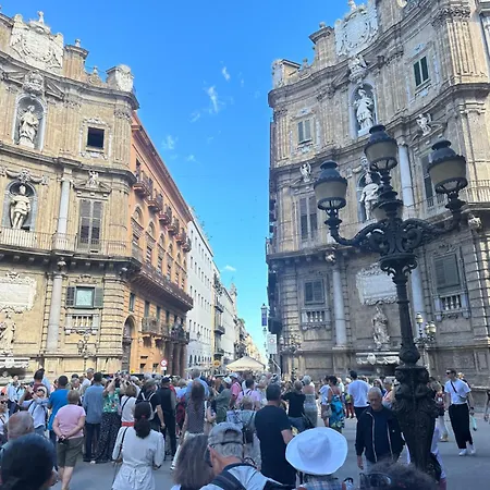 Scillo House Lägenhet *